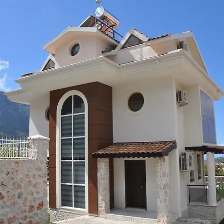 Divine Vila